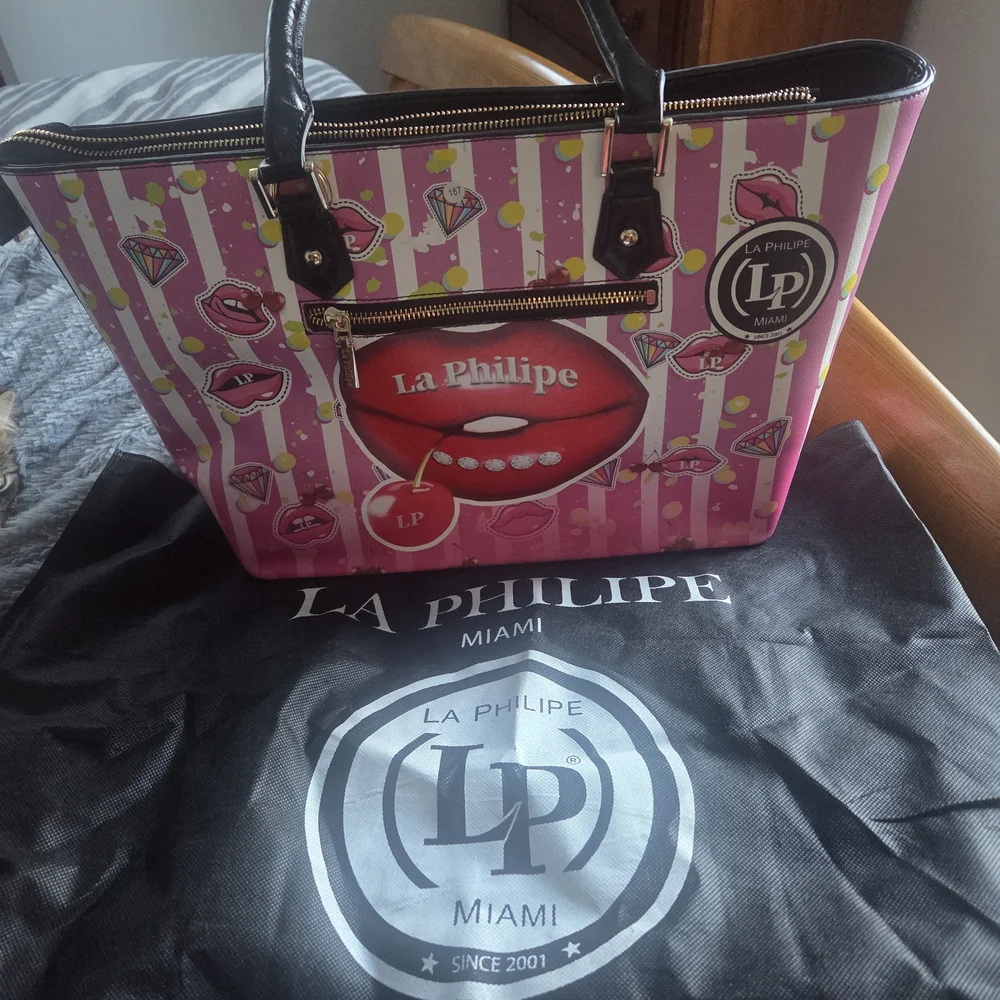 La Philipe Pink Graphic Tote Bag - Picture 2 of 6